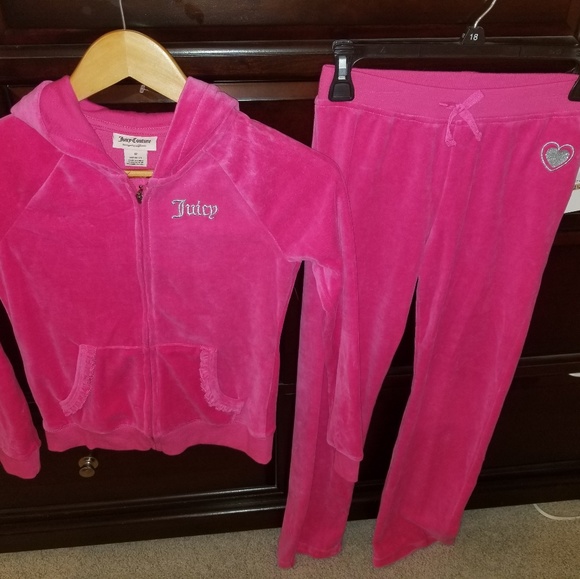 SOLD. Girls Juicy Cotoure hot pink velvet - Picture 1 of 7